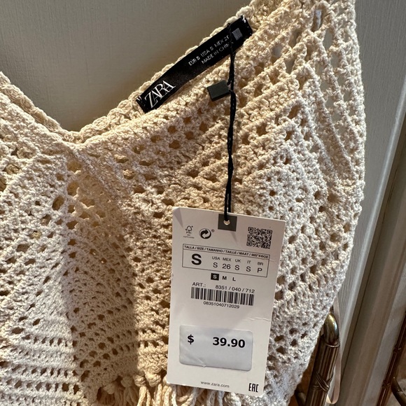 Zara Crochet/Knit Tank Top in Cream w/ Fringe Detailing NWT Size S - Picture 2 of 3